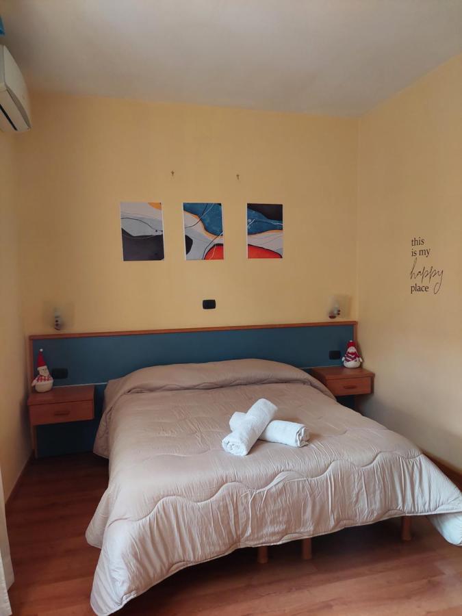 Domus Cesare Apartment Наполи Екстериор снимка