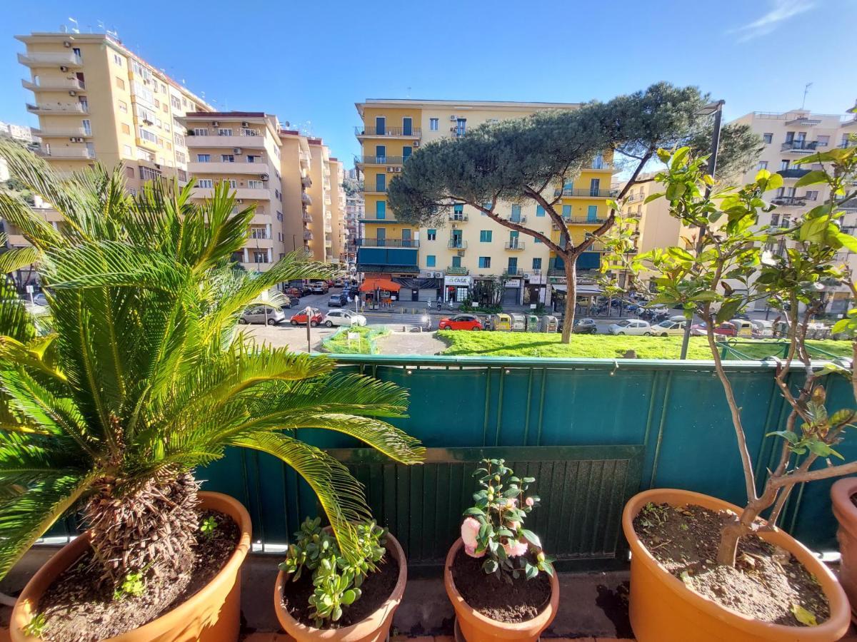 Domus Cesare Apartment Наполи Екстериор снимка
